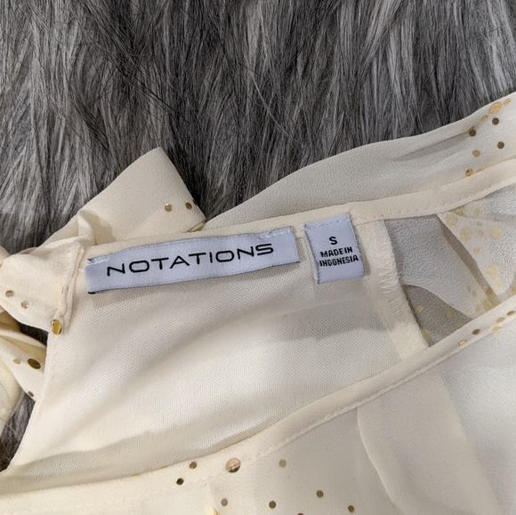 💛SOLD💛Notations blouse, cream w/gold dots - Picture 5 of 8
